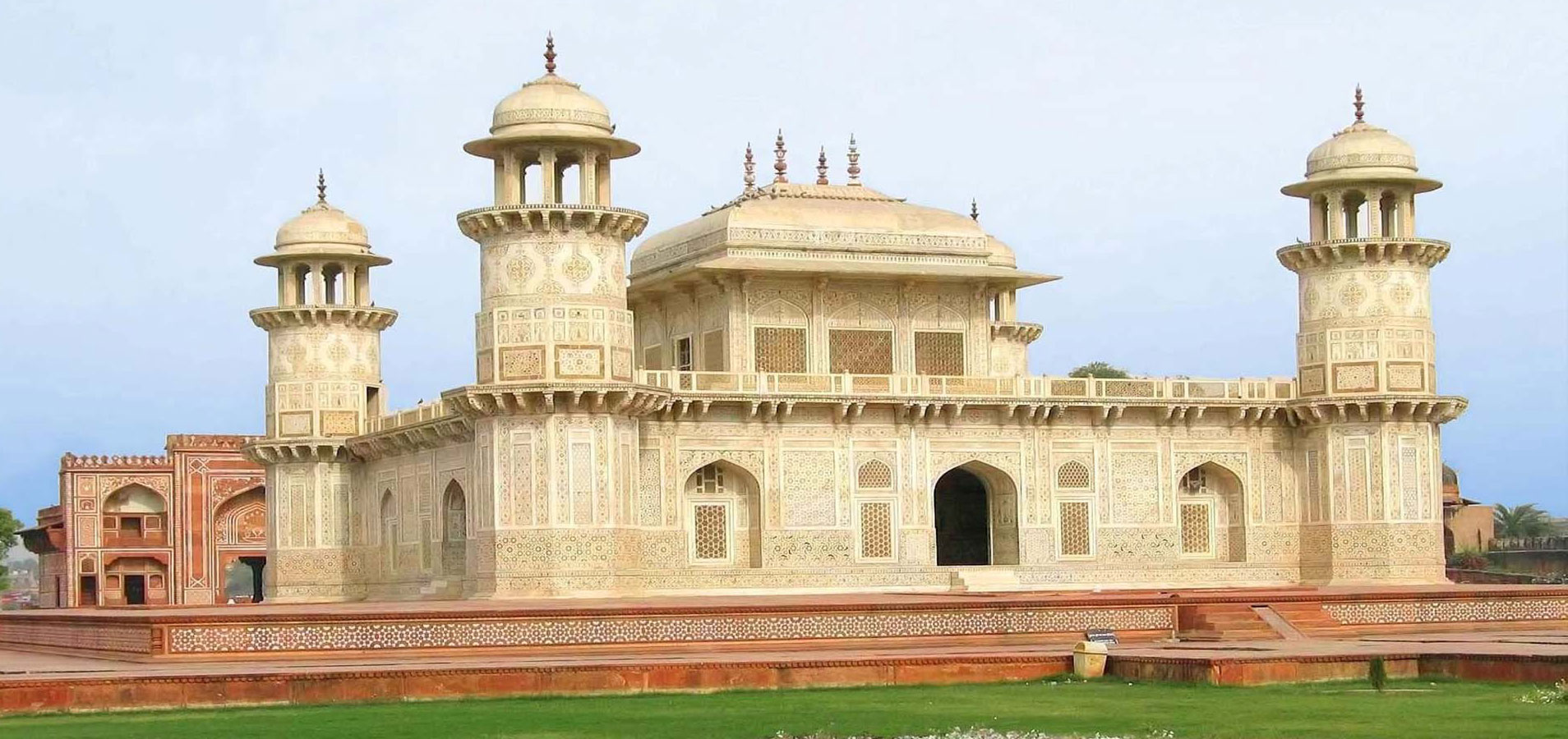 Taj Mahal Trip Package