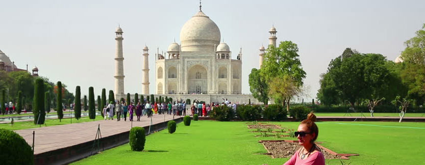 Taj Mahal tour by Moonlight